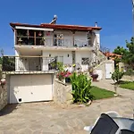 Alexanders House *